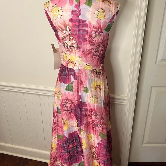 Kay Unger New York NWT size 0-2 floral pockets - Picture 8 of 9